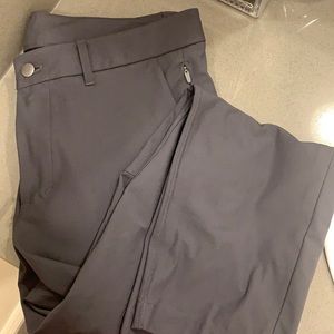 Lululemon Commission Pant Skinny 32" 
Warpstreme